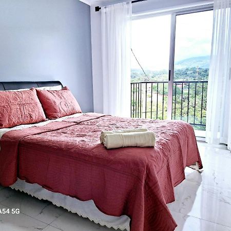הוסטל San Isidro De El General Victoria House מראה חיצוני תמונה